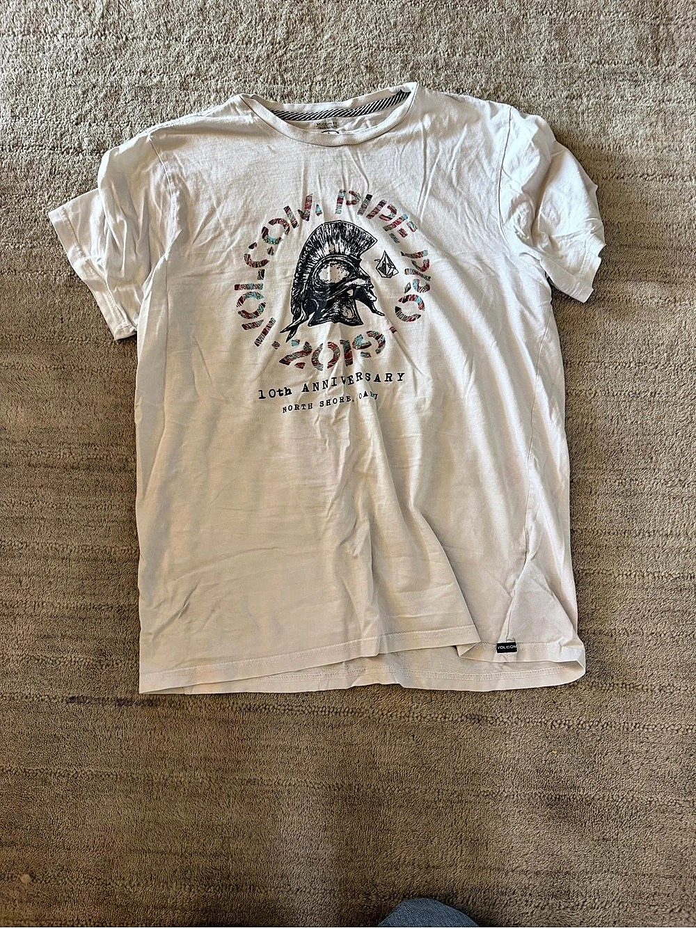 Volcom Pipe Pro 2019 10th Anniversary T-Shirt Graphic Tee White Medium